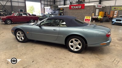 Lot 594 - 2002 JAGUAR XK8 CONVERTIBLE AUTO