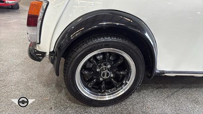 Lot 552 - 1998 ROVER MINI PAUL SMITH