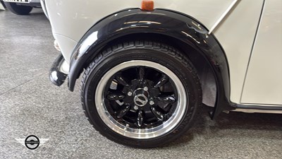 Lot 552 - 1998 ROVER MINI PAUL SMITH