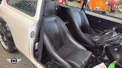 Lot 552 - 1998 ROVER MINI PAUL SMITH