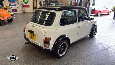 Lot 552 - 1998 ROVER MINI PAUL SMITH