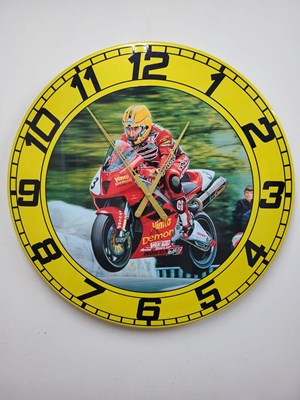 Lot 337 - HANDMADE 32" DIAMETER JOEY DUNLOP ISLE OF AMN CLOCK
