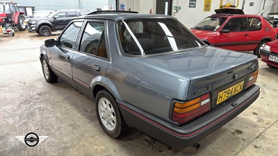 Lot 640 - 1991 FORD ORION GHIA I