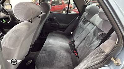 Lot 640 - 1991 FORD ORION GHIA I