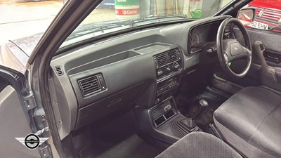 Lot 640 - 1991 FORD ORION GHIA I