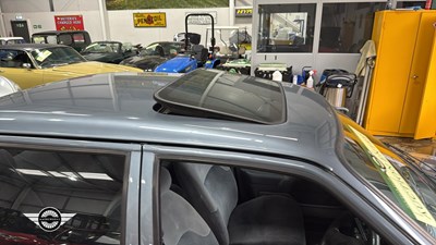 Lot 640 - 1991 FORD ORION GHIA I