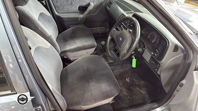 Lot 640 - 1991 FORD ORION GHIA I