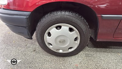 Lot 644 - 1996 VAUXHALL ASTRA MERIT AUTO