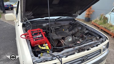 Lot 650 - 1998 TOYOTA HILUX 2.4D 2WD