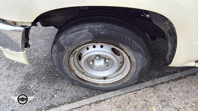 Lot 650 - 1998 TOYOTA HILUX 2.4D 2WD