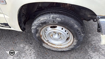 Lot 650 - 1998 TOYOTA HILUX 2.4D 2WD