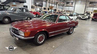 Lot 680 - 1972 MERCEDES 350 SL
