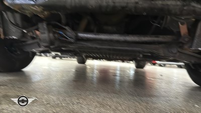 Lot 680 - 1972 MERCEDES 350 SL