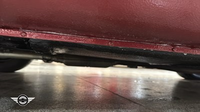 Lot 680 - 1972 MERCEDES 350 SL