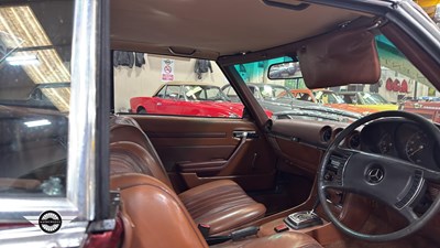 Lot 680 - 1972 MERCEDES 350 SL
