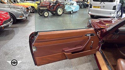 Lot 680 - 1972 MERCEDES 350 SL
