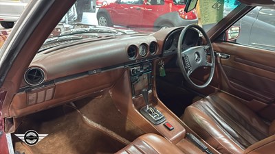Lot 680 - 1972 MERCEDES 350 SL