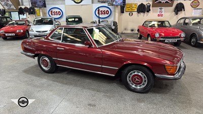 Lot 680 - 1972 MERCEDES 350 SL