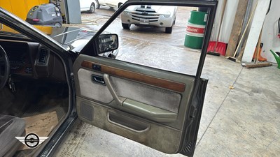 Lot 780 - 1983 FORD GRANADA GHIA IX AUTO