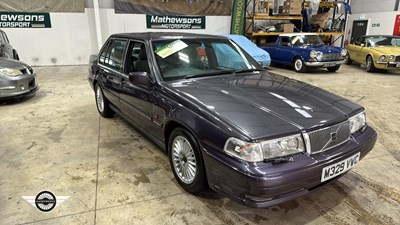 Lot 694 - 1995 VOLVO 960 24V AUTO