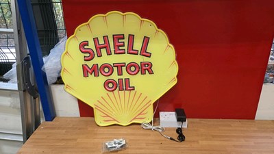 Lot 157 - SHELL MOTOR OIL LIGHT UP SIGN 24" X 24"