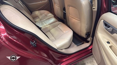 Lot 734 - 2005 VOLVO S60 SPORT T AUTO