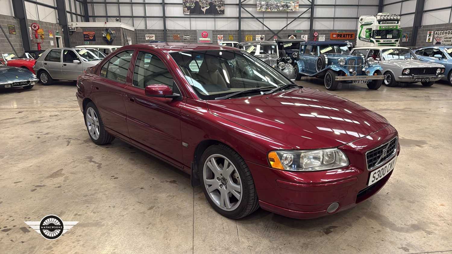 Lot 734 - 2005 VOLVO S60 SPORT T AUTO