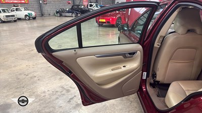 Lot 734 - 2005 VOLVO S60 SPORT T AUTO
