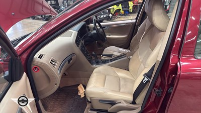 Lot 734 - 2005 VOLVO S60 SPORT T AUTO