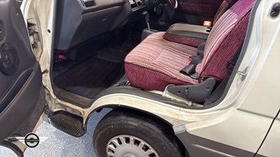 Lot 764 - 1995 TOYOTA HI-ACE