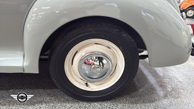 Lot 726 - 1958 MORRIS MINOR 1000