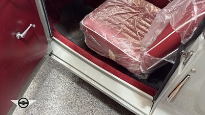 Lot 726 - 1958 MORRIS MINOR 1000