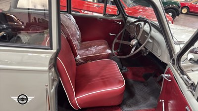Lot 726 - 1958 MORRIS MINOR 1000