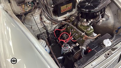 Lot 726 - 1958 MORRIS MINOR 1000