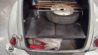 Lot 726 - 1958 MORRIS MINOR 1000