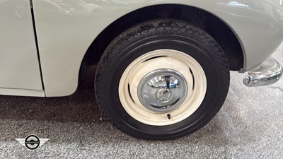 Lot 726 - 1958 MORRIS MINOR 1000