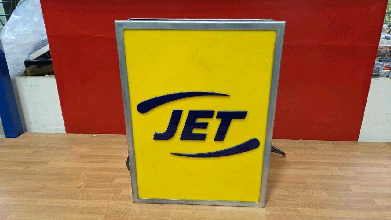 Lot 47 - JET LIGHT UP SIGN 16