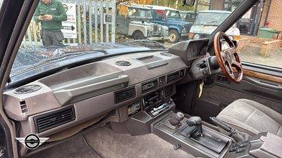 Lot 710 - 1990 LAND ROVER RANGE ROVER VOGUE EFI A