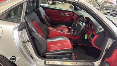 Lot 712 - 2002 MERCEDES SLK 320