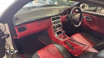Lot 712 - 2002 MERCEDES SLK 320