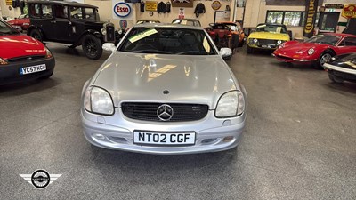 Lot 712 - 2002 MERCEDES SLK 320