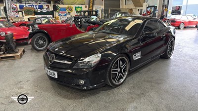 Lot 800 - 2008 MERCEDES SL 63 AMG AUTO