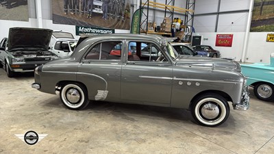 Lot 802 - 1954 VAUXHALL WYVERN