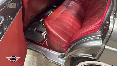 Lot 802 - 1954 VAUXHALL WYVERN