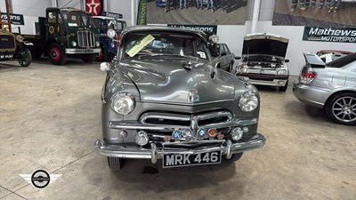 Lot 802 - 1954 VAUXHALL WYVERN