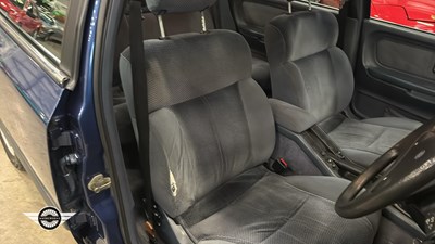 Lot 830 - 1989 FORD GRANADA GHIA