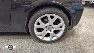 Lot 810 - 2006 VAUXHALL VX220 TURBO