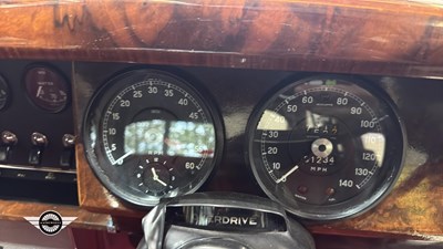 Lot 834 - 1968 JAGUAR 3.4/340