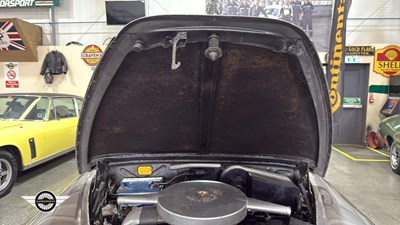 Lot 834 - 1968 JAGUAR 3.4/340