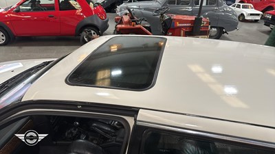 Lot 836 - 1992 FORD GRANADA GHIA I